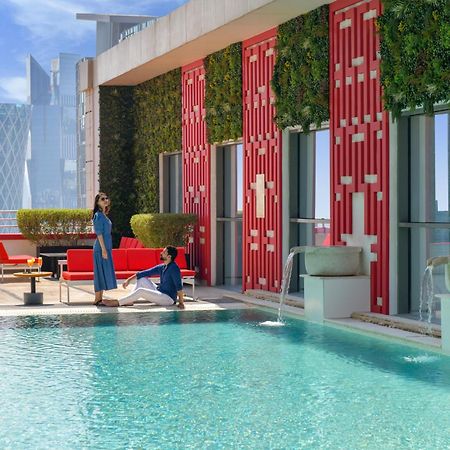 杜斯特多哈酒店 外观 照片 The pool at the 87th floor