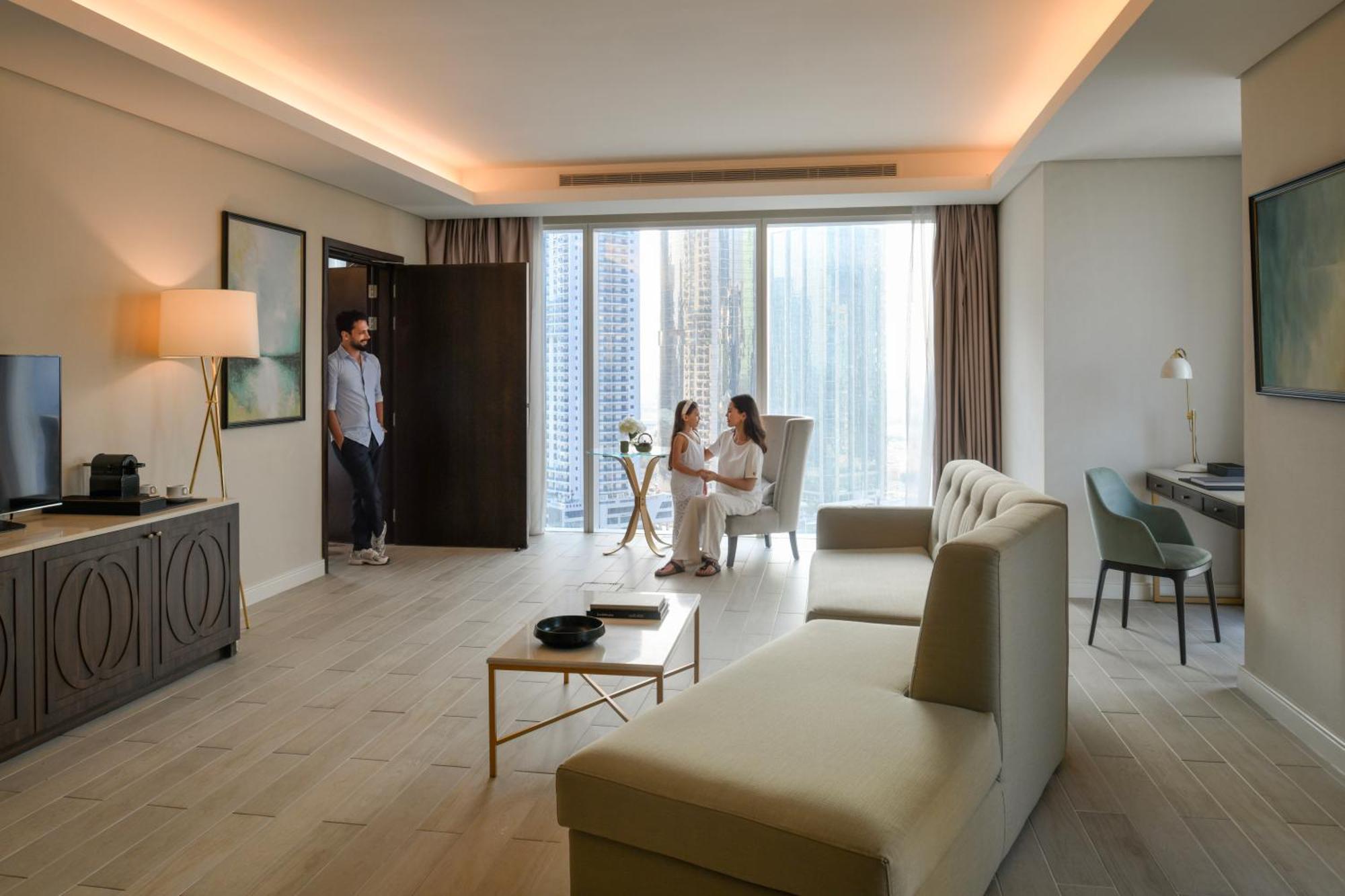杜斯特多哈酒店 外观 照片 A suite at the hotel